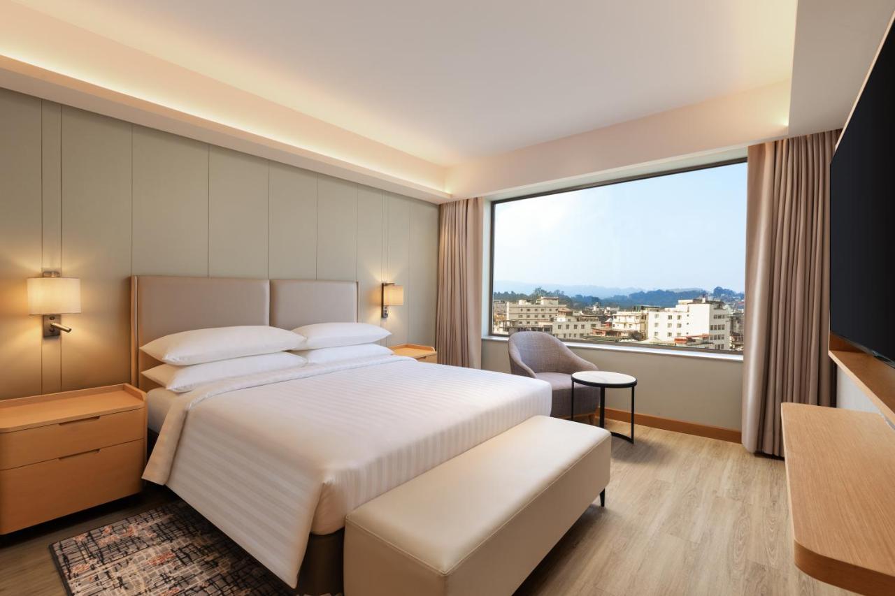 فندق Courtyard By Marriott شيلونغ المظهر الخارجي الصورة
