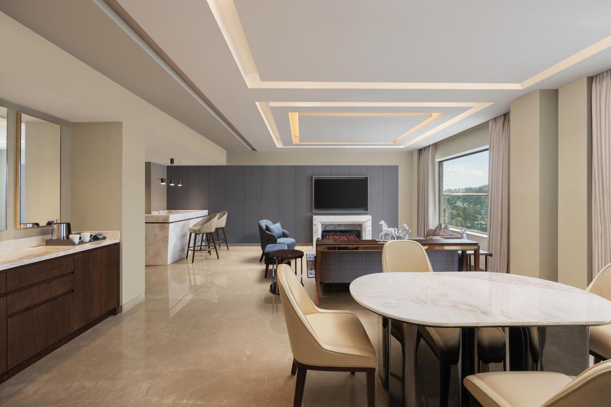 فندق Courtyard By Marriott شيلونغ المظهر الخارجي الصورة