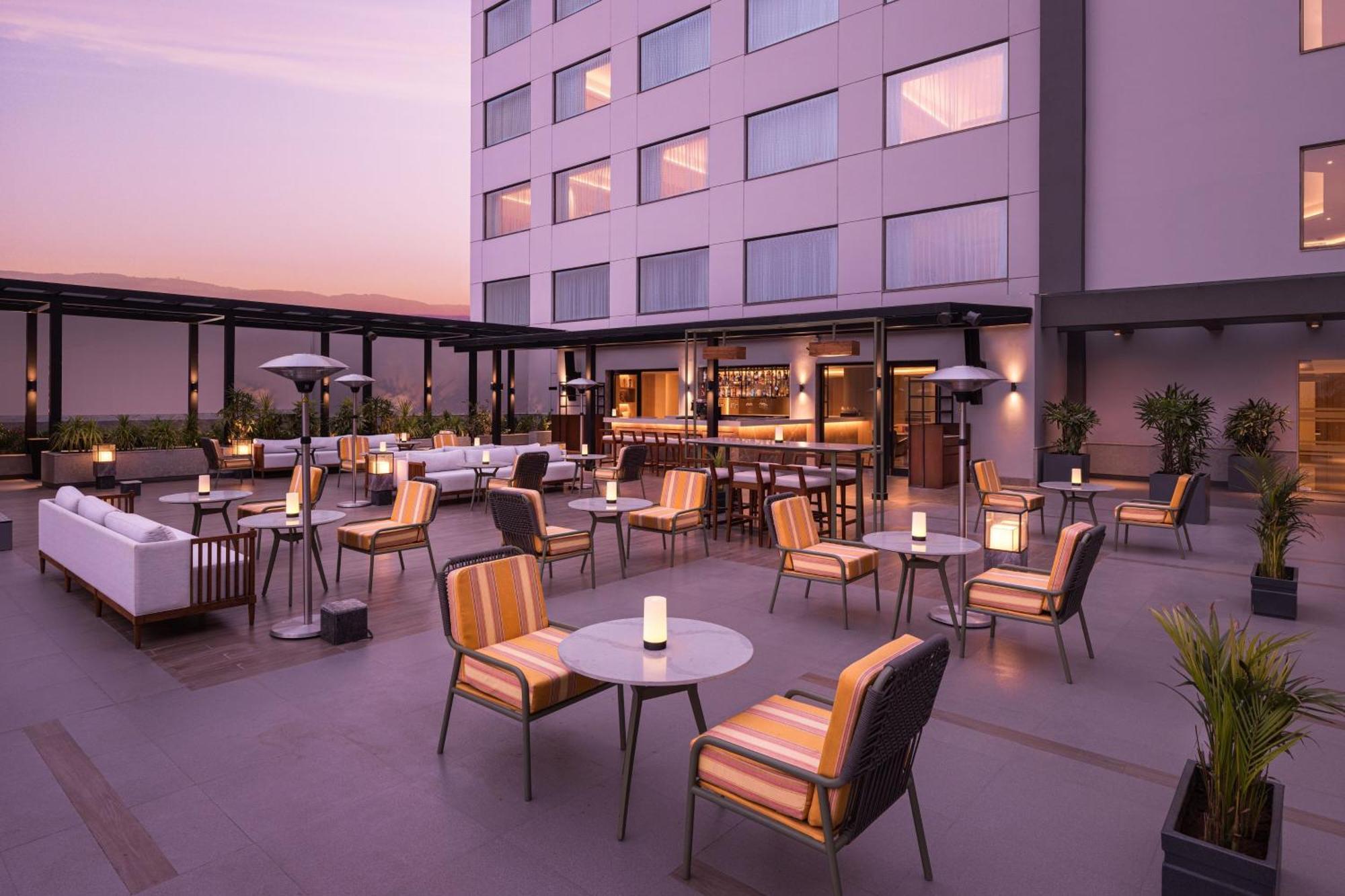 فندق Courtyard By Marriott شيلونغ المظهر الخارجي الصورة