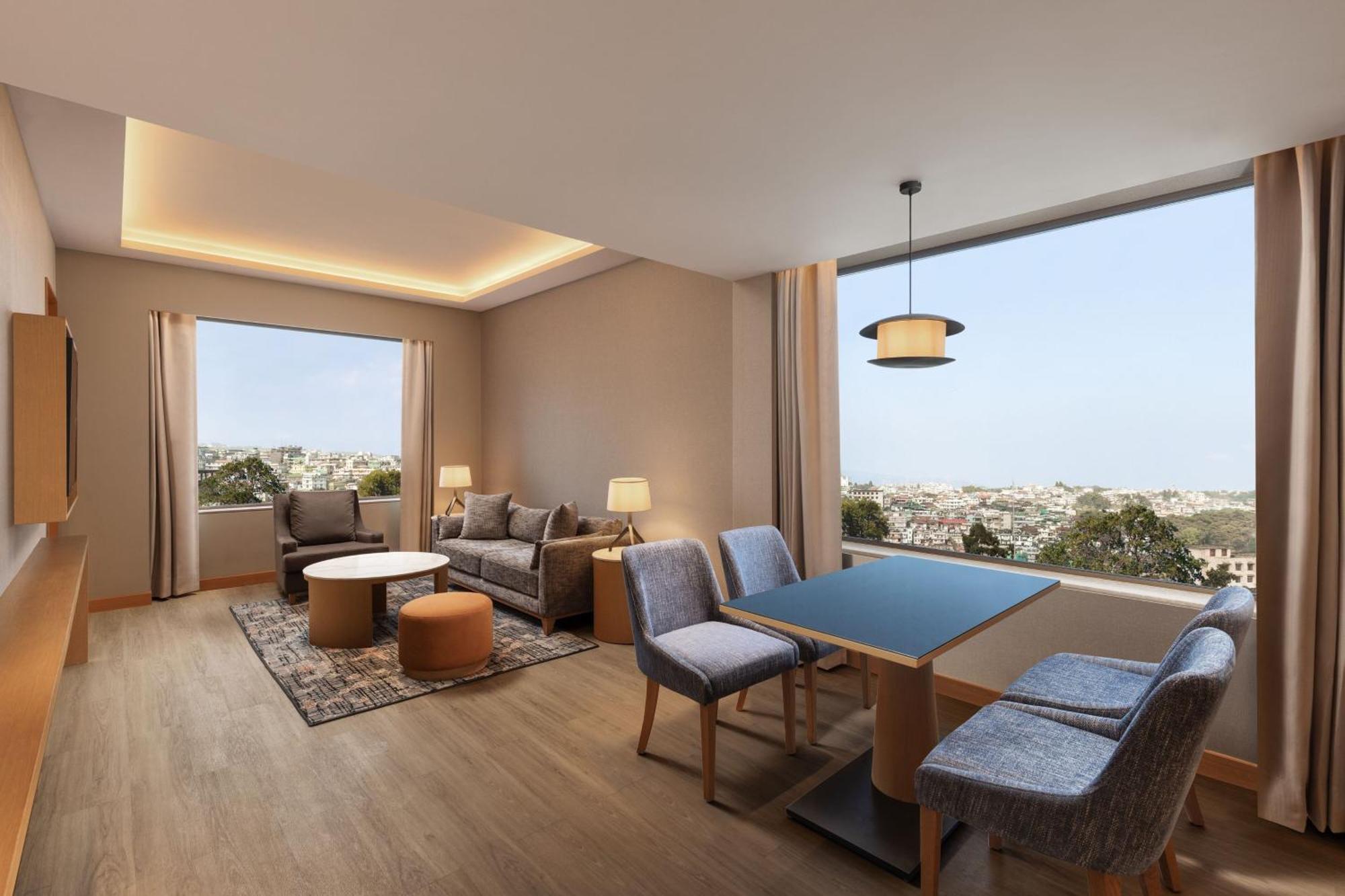 فندق Courtyard By Marriott شيلونغ المظهر الخارجي الصورة