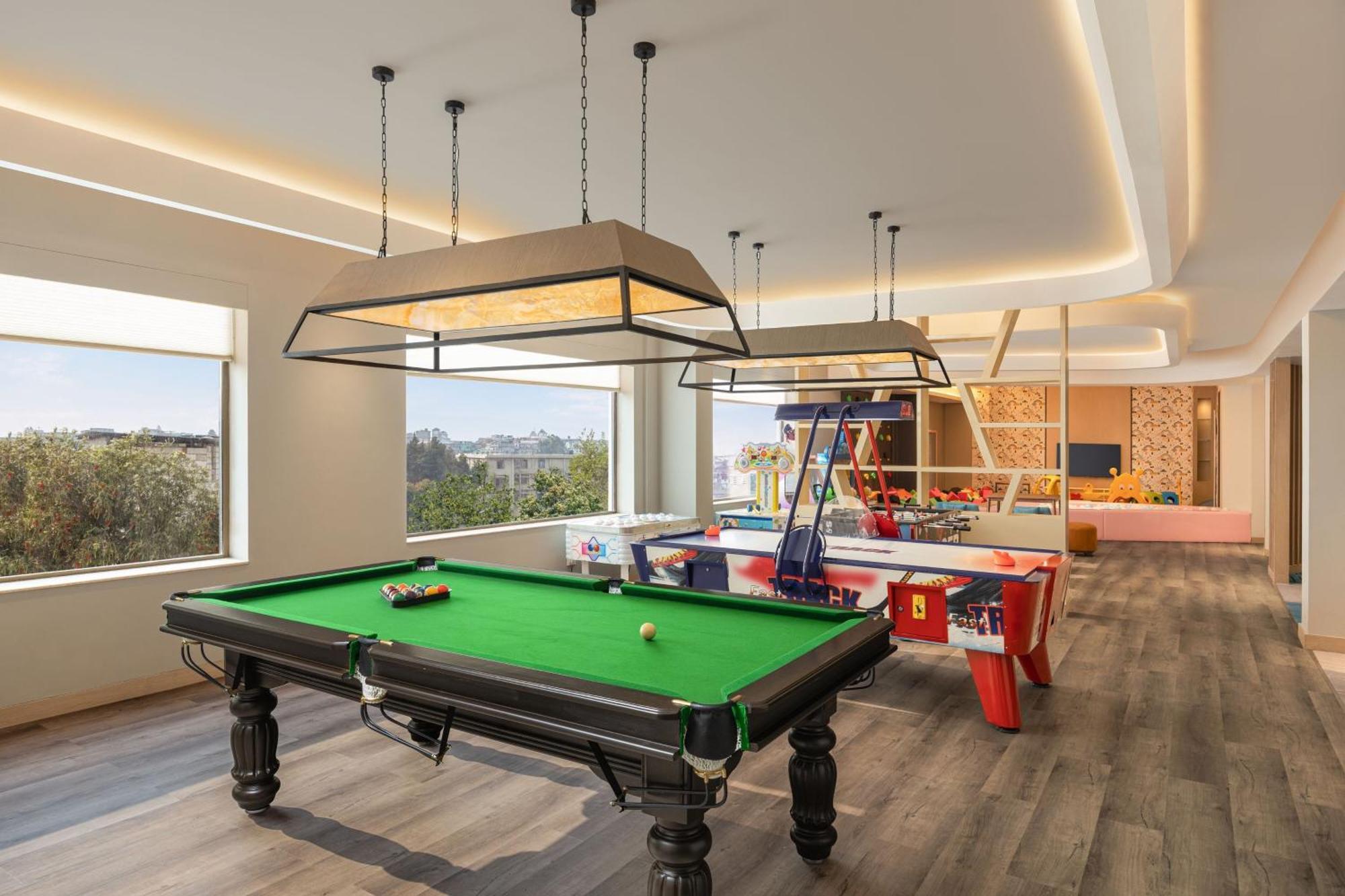 فندق Courtyard By Marriott شيلونغ المظهر الخارجي الصورة