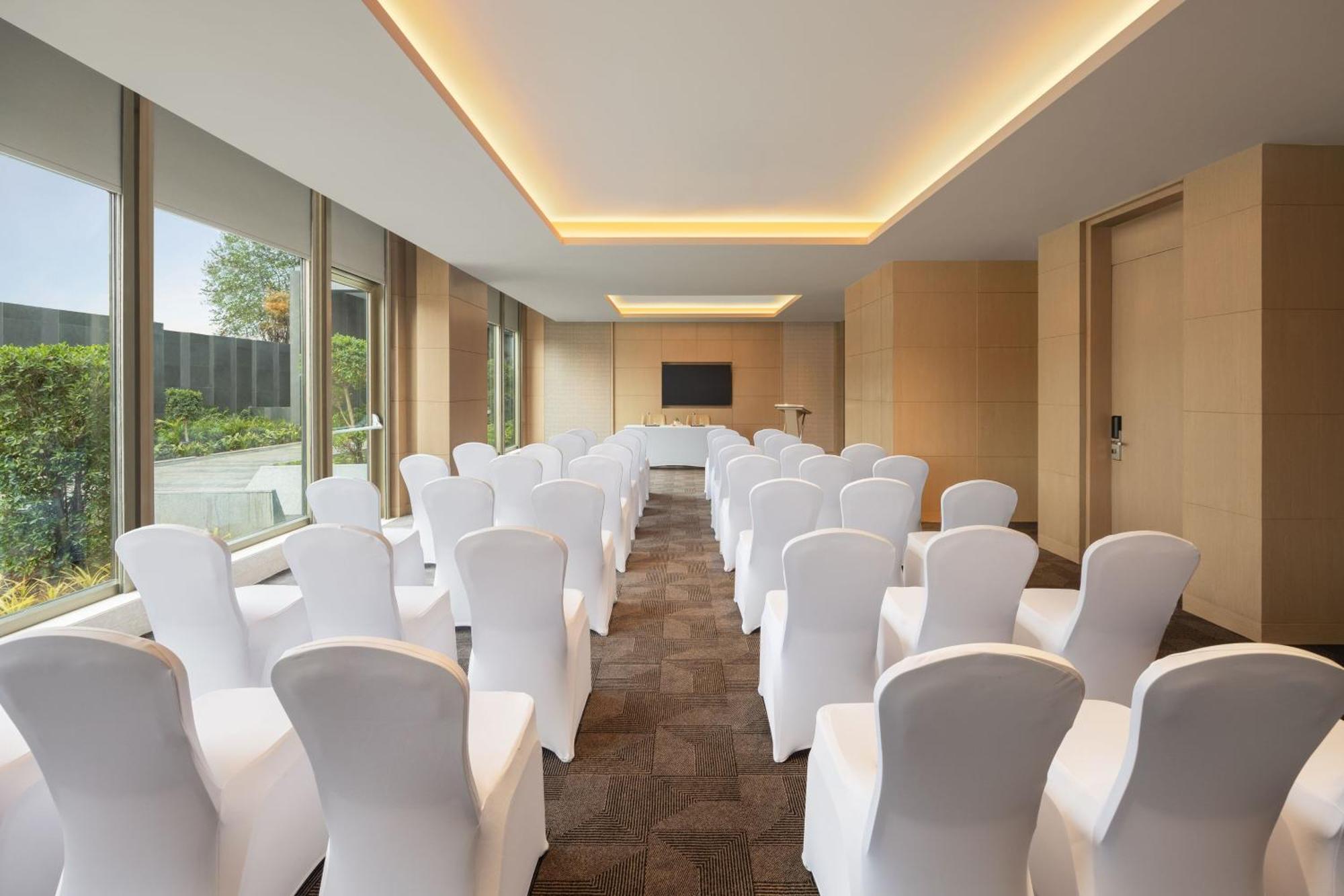 فندق Courtyard By Marriott شيلونغ المظهر الخارجي الصورة